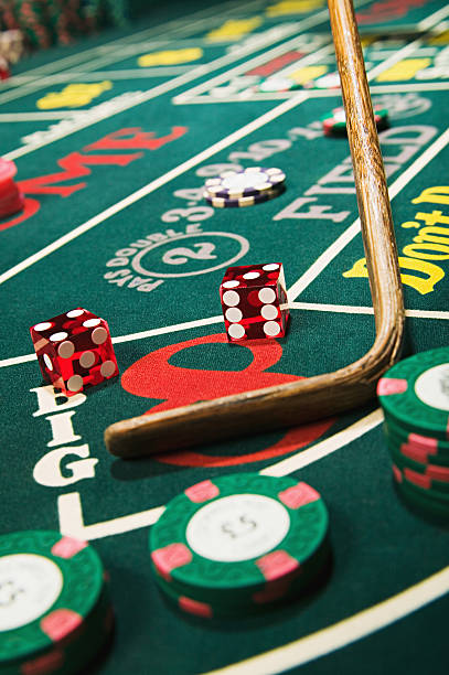 Live poker table on hq777 with professional dealer and multiple player seats